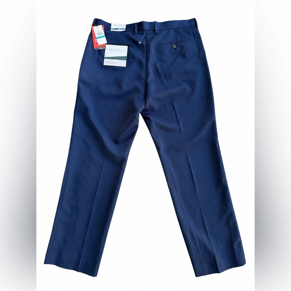 Perry Ellis elegant navy
